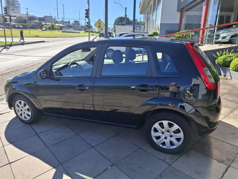 FIESTA 1.6 ROCAM HATCH 8V FLEX 4P MANUAL - 2011 - FARROUPILHA