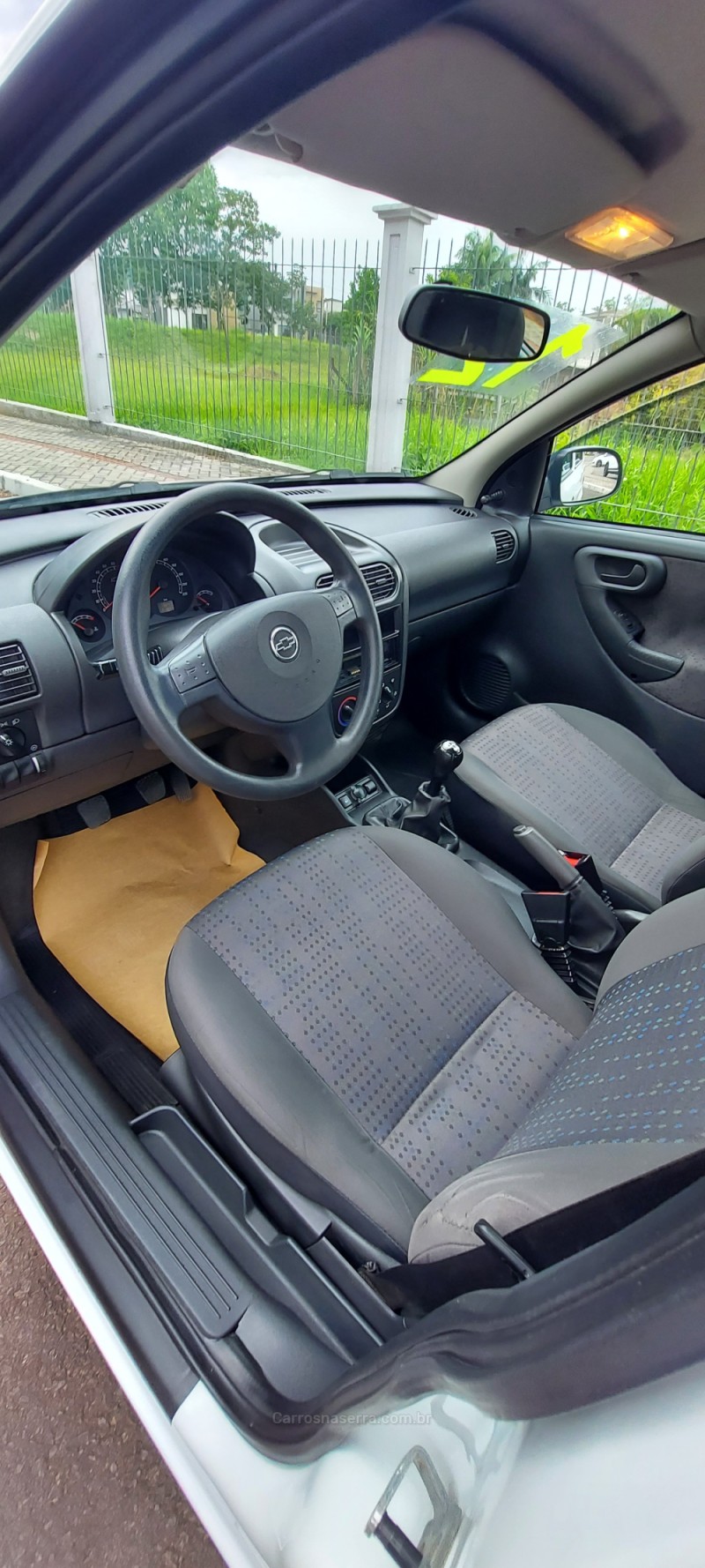 CORSA 1.4 MPFI MAXX 8V FLEX 4P MANUAL - 2012 - BOM PRINCíPIO