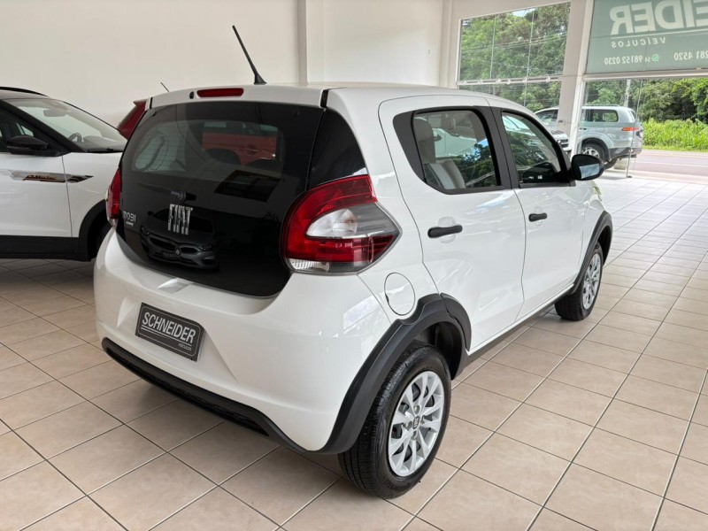 MOBI 1.0 8V EVO FLEX LIKE. MANUAL - 2024 - NOVA PETRóPOLIS