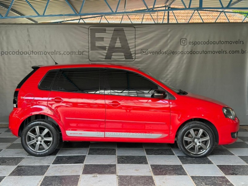 POLO 1.6 MI SPORTLINE 8V FLEX 4P AUTOMATIZADO - 2012 - NOVA PRATA