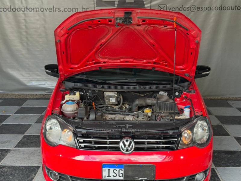 POLO 1.6 MI SPORTLINE 8V FLEX 4P AUTOMATIZADO - 2012 - NOVA PRATA