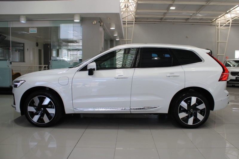 XC60 2.0 T8 ULTIMATE AWD HIBRIDO 4P AUTOMÁTICO - 2024 - CAXIAS DO SUL