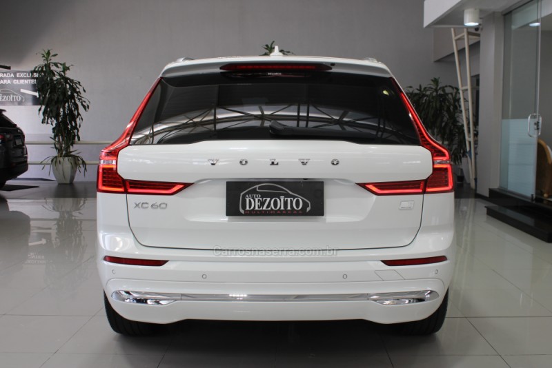 XC60 2.0 T8 ULTIMATE AWD HIBRIDO 4P AUTOMÁTICO - 2024 - CAXIAS DO SUL