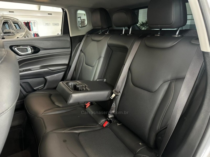 COMPASS 1.3 LIMITED T270 16V TURBO FLEX 4P AUTOMÁTICO - 2023 - NOVO HAMBURGO