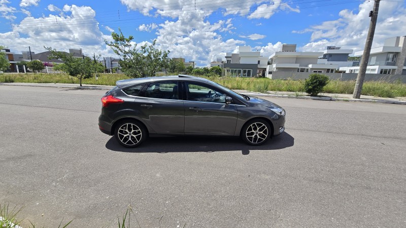 FOCUS 2.0 TITANIUM PLUS 16V FLEX 4P AUTOMÁTICO - 2016 - BENTO GONçALVES