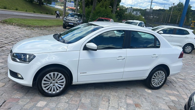 VOYAGE 1.0 MI CITY 8V FLEX 4P MANUAL - 2014 - FARROUPILHA