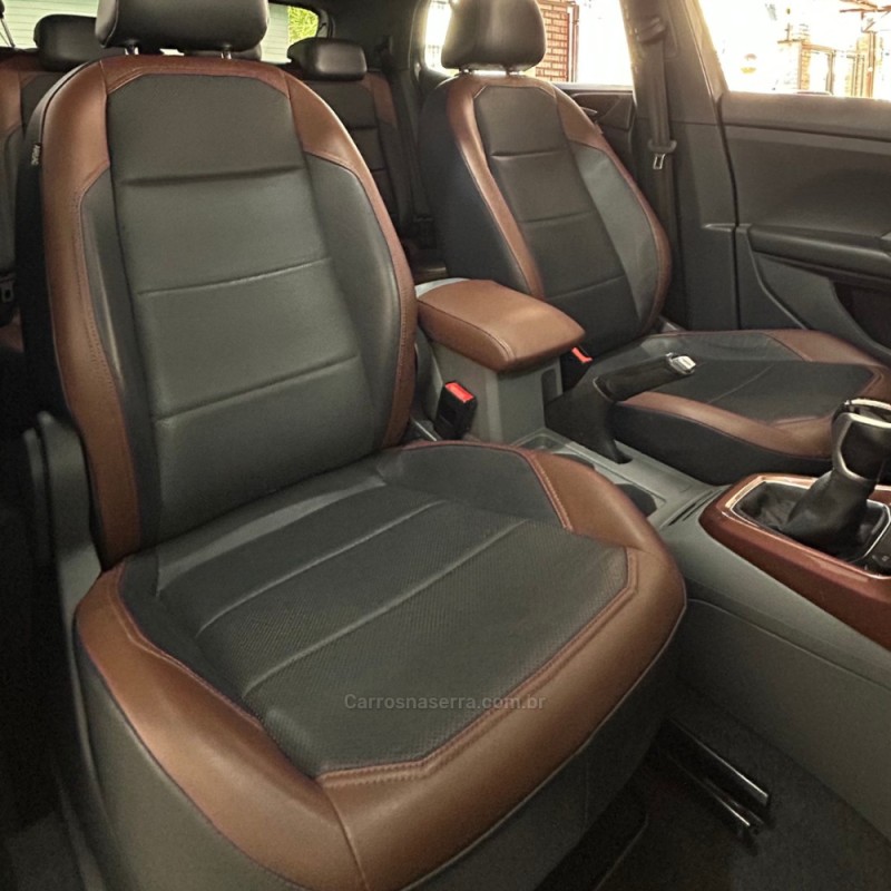 T-CROSS 1.0 COMFORTLINE TSI FLEX 4P AUTOMÁTICO - 2020 - VACARIA