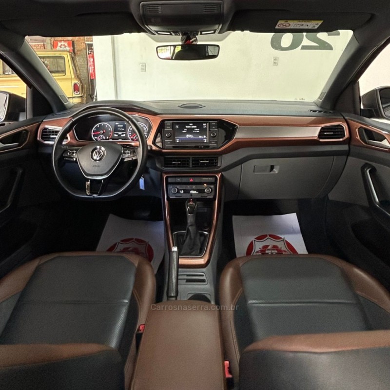 T-CROSS 1.0 COMFORTLINE TSI FLEX 4P AUTOMÁTICO - 2020 - VACARIA