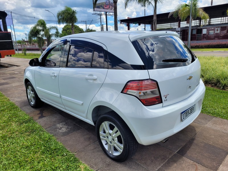 AGILE 1.4 MPFI LTZ 8V FLEX 4P MANUAL - 2012 - CARLOS BARBOSA