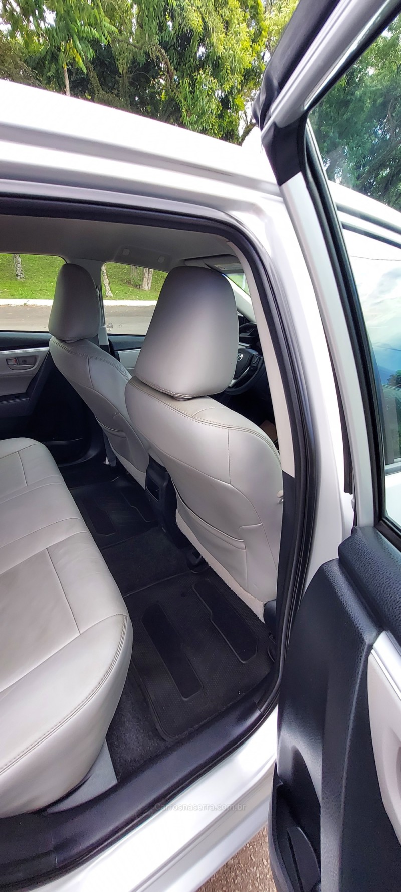 COROLLA 1.8 GLI 16V FLEX 4P AUTOMÁTICO - 2016 - BOM PRINCíPIO