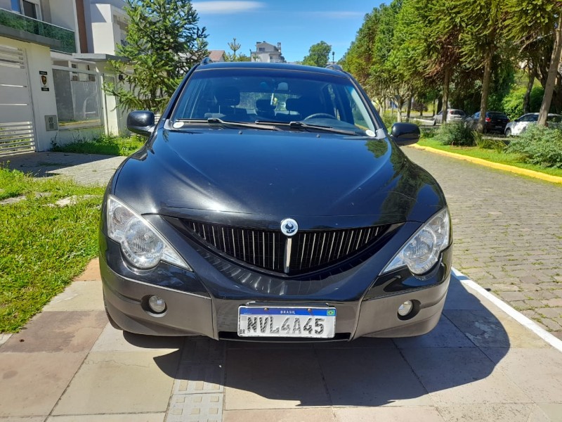 ACTYON 2.3 GLX 4X2 16V 150CV GASOLINA 4P AUTOMÁTICO - 2011 - FARROUPILHA