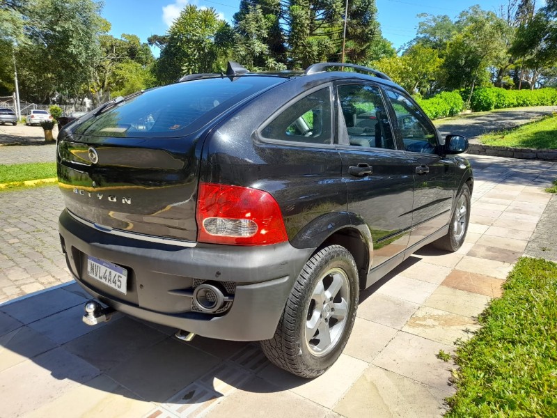 ACTYON 2.3 GLX 4X2 16V 150CV GASOLINA 4P AUTOMÁTICO - 2011 - FARROUPILHA