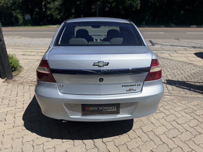 PRISMA 1.4 MPFI LT 8V FLEX 4P MANUAL - 2012 - NOVA PETRóPOLIS