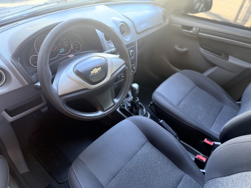 PRISMA 1.4 MPFI LT 8V FLEX 4P MANUAL - 2012 - NOVA PETRóPOLIS