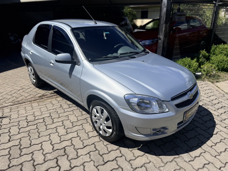 PRISMA 1.4 MPFI LT 8V FLEX 4P MANUAL - 2012 - NOVA PETRóPOLIS