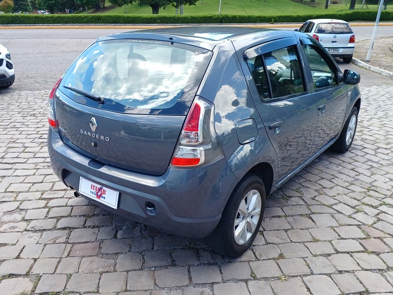 SANDERO 1.0 AUTHENTIQUE 16V FLEX 4P MANUAL - 2014 - FLORES DA CUNHA