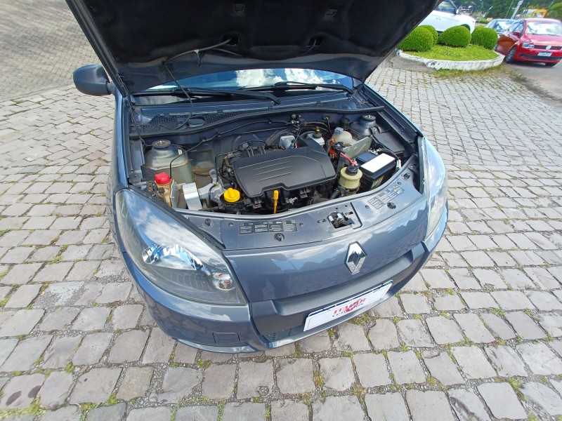 SANDERO 1.0 AUTHENTIQUE 16V FLEX 4P MANUAL - 2014 - FLORES DA CUNHA