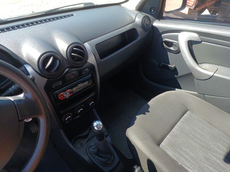 SANDERO 1.0 AUTHENTIQUE 16V FLEX 4P MANUAL - 2014 - FLORES DA CUNHA