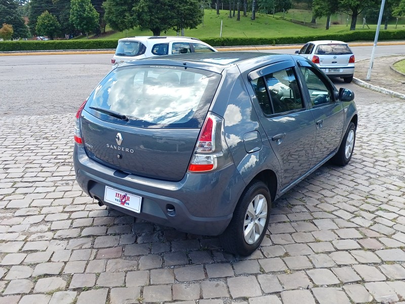 SANDERO 1.0 AUTHENTIQUE 16V FLEX 4P MANUAL - 2014 - FLORES DA CUNHA