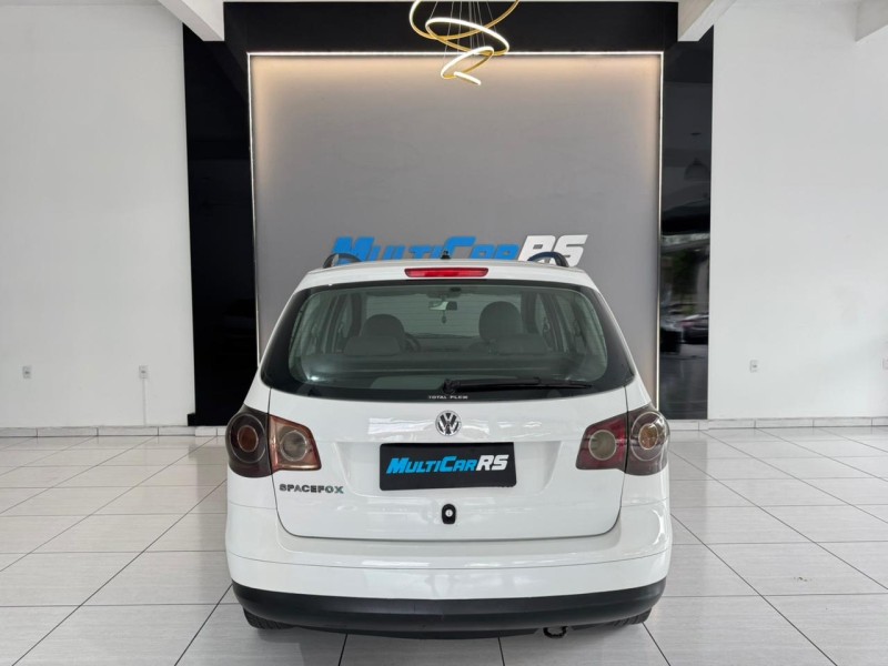 SPACEFOX 1.6 MI 8V FLEX 4P MANUAL - 2009 - ESTâNCIA VELHA