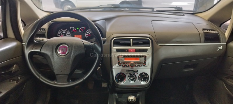 PUNTO 1.4 ATTRACTIVE ITALIA 8V FLEX 4P MANUAL - 2012 - BENTO GONçALVES