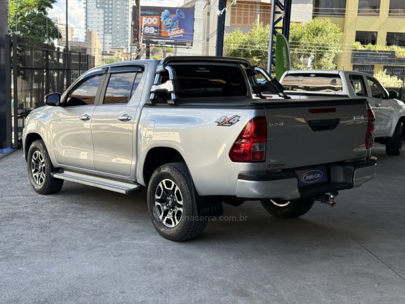 HILUX 2.8 4X4 CD 8V DIESEL 4P MANUAL - 2017 - CAXIAS DO SUL