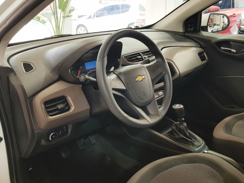 PRISMA 1.0 MPFI LT 8V FLEX 4P MANUAL - 2016 - CAXIAS DO SUL