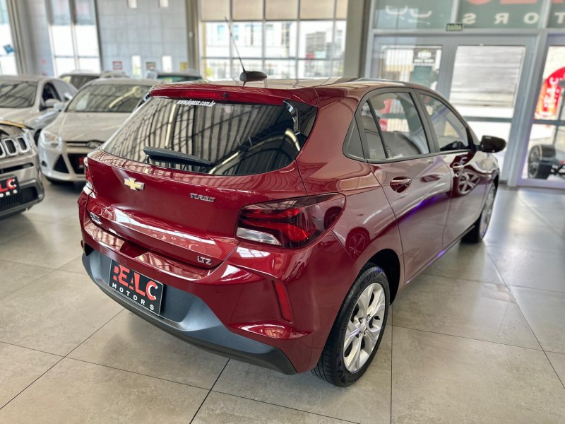 ONIX 1.0 LTZ 12V TURBO FLEX 4P MANUAL - 2023 - CAXIAS DO SUL