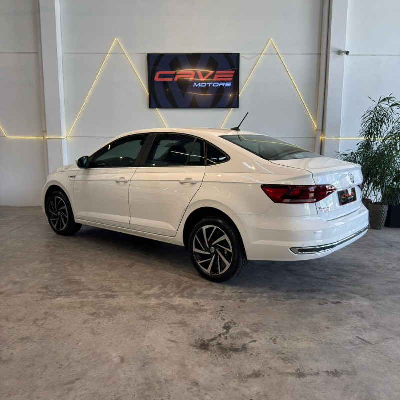 VIRTUS 1.0 200 TSI HIGHLINE AUTOMÁTICO - 2021 - CAXIAS DO SUL