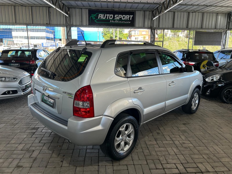 TUCSON 2.0 MPFI GLS 16V 143CV 2WD FLEX 4P AUTOMÁTICO - 2016 - CAXIAS DO SUL