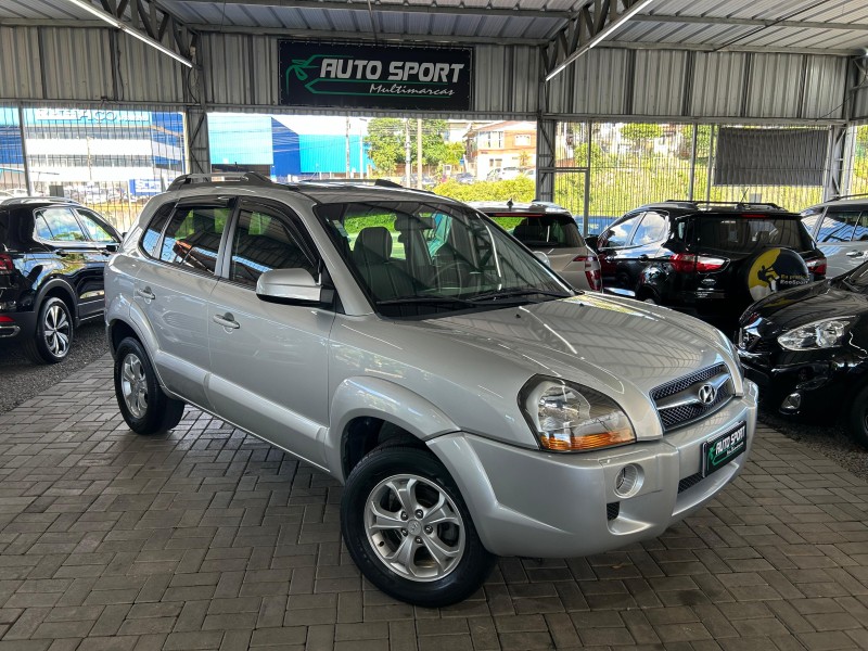 TUCSON 2.0 MPFI GLS 16V 143CV 2WD FLEX 4P AUTOMÁTICO - 2016 - CAXIAS DO SUL