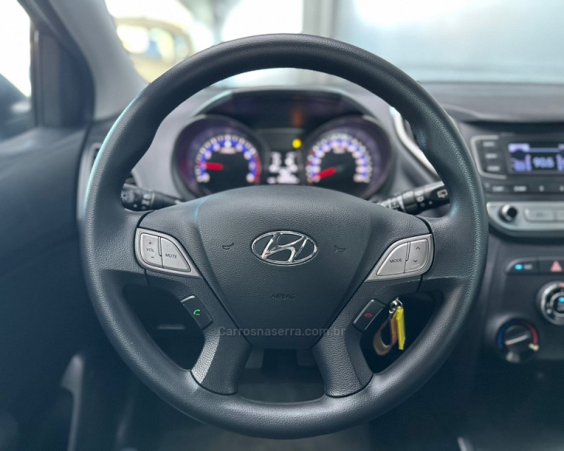 HB20 1.0 COMFORT PLUS 12V FLEX 4P MANUAL - 2017 - VACARIA