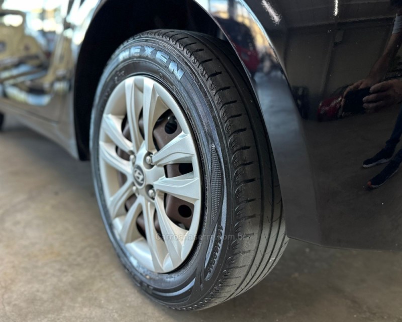 HB20 1.0 COMFORT PLUS 12V FLEX 4P MANUAL - 2017 - VACARIA