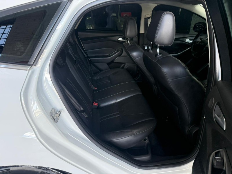 FOCUS 2.0 TITANIUM HATCH 16V FLEX 4P AUTOMÁTICO - 2015 - CAXIAS DO SUL