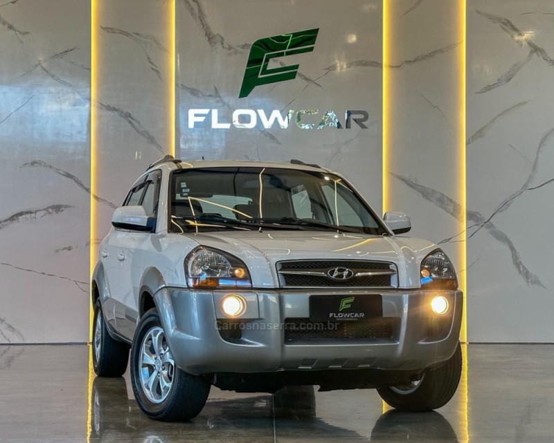 TUCSON 2.0 MPFI GLS BASE 16V 143CV 2WD FLEX 4P AUTOMÁTICO - 2014 - GARIBALDI