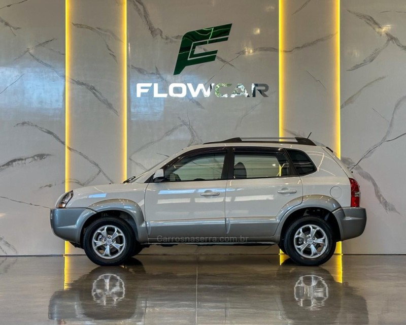 TUCSON 2.0 MPFI GLS BASE 16V 143CV 2WD FLEX 4P AUTOMÁTICO - 2014 - GARIBALDI