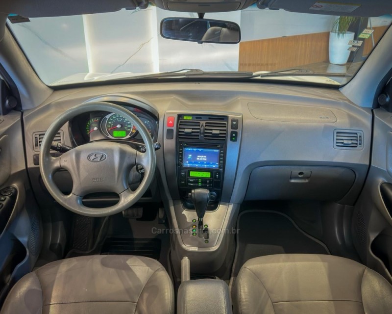 TUCSON 2.0 MPFI GLS BASE 16V 143CV 2WD FLEX 4P AUTOMÁTICO - 2014 - GARIBALDI