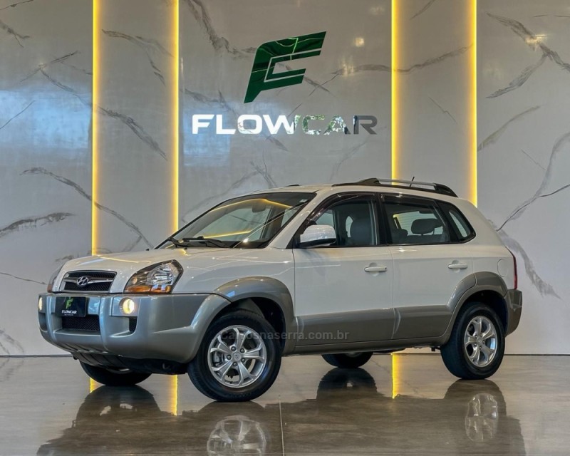 tucson 2.0 mpfi gls base 16v 143cv 2wd flex 4p automatico 2014 garibaldi