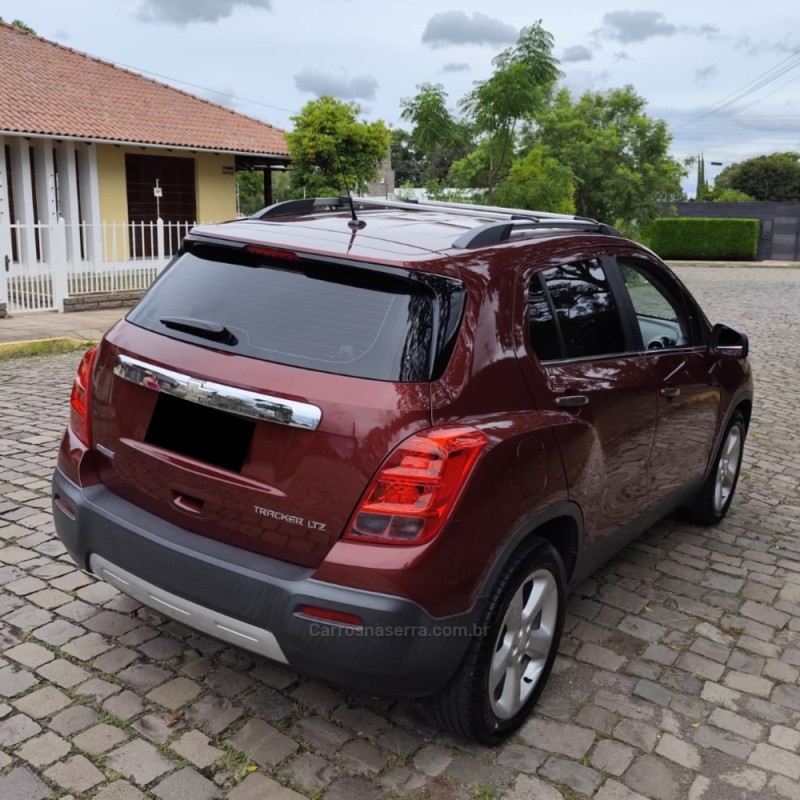 TRACKER 1.8 MPFI LTZ 4X2 16V FLEX 4P AUTOMÁTICO - 2015 - BENTO GONçALVES