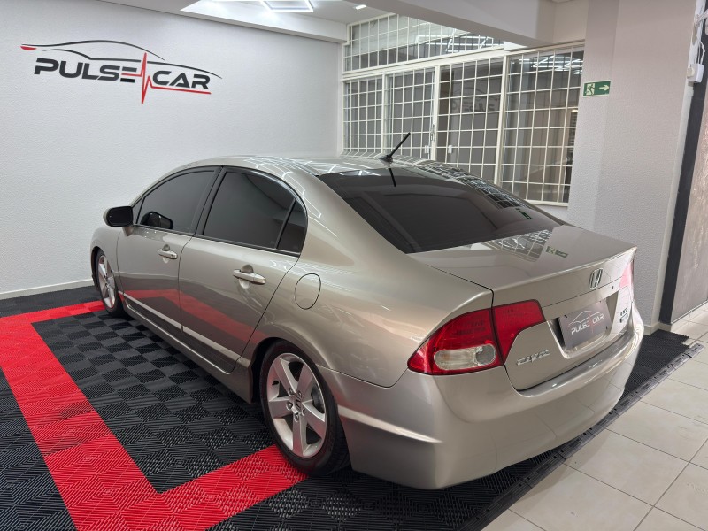 CIVIC 1.8 LXS 16V FLEX 4P MANUAL - 2008 - CAXIAS DO SUL