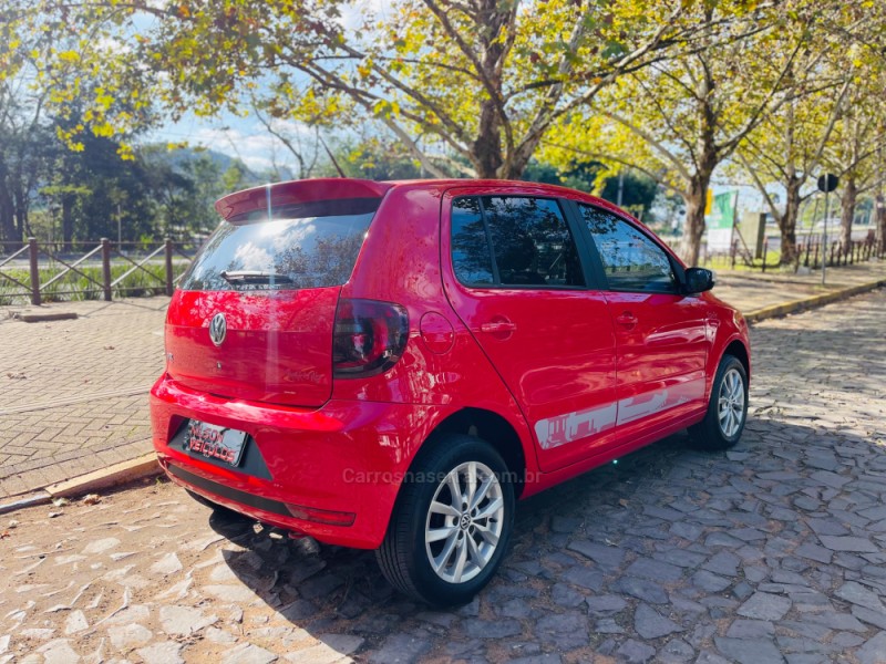 FOX 1.6 MI ROCK IN RIO 8V FLEX 4P MANUAL - 2014 - NOVO HAMBURGO