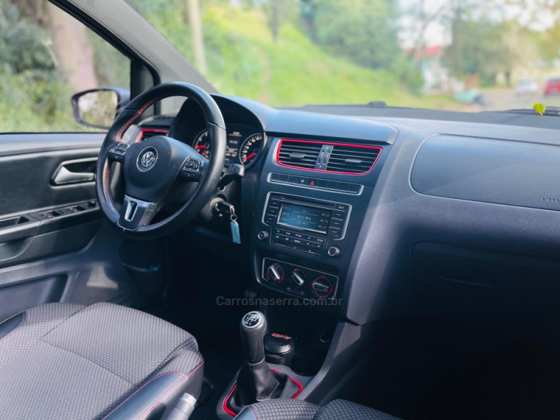 FOX 1.6 MI ROCK IN RIO 8V FLEX 4P MANUAL - 2014 - NOVO HAMBURGO