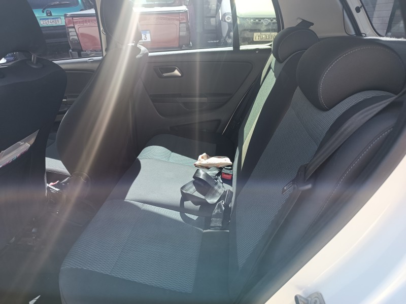 FOX 1.6 MI BLUEMOTION 8V FLEX 4P MANUAL - 2013 - FLORES DA CUNHA