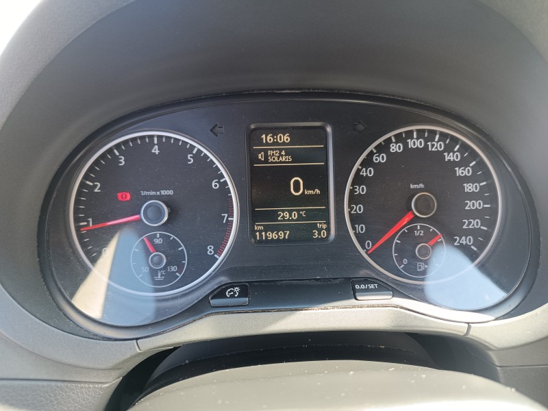 FOX 1.6 MI BLUEMOTION 8V FLEX 4P MANUAL - 2013 - FLORES DA CUNHA