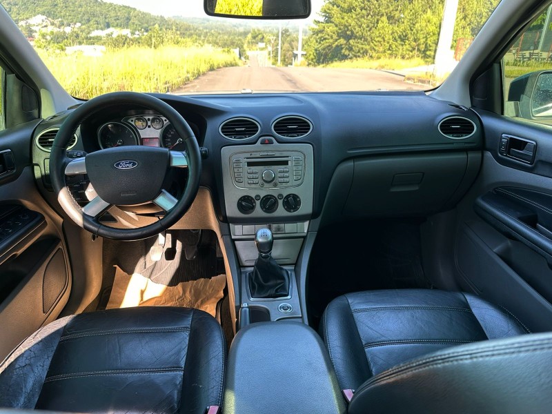 FOCUS 2.0 GLX 16V FLEX 4P MANUAL - 2013 - SãO SEBASTIãO DO CAí