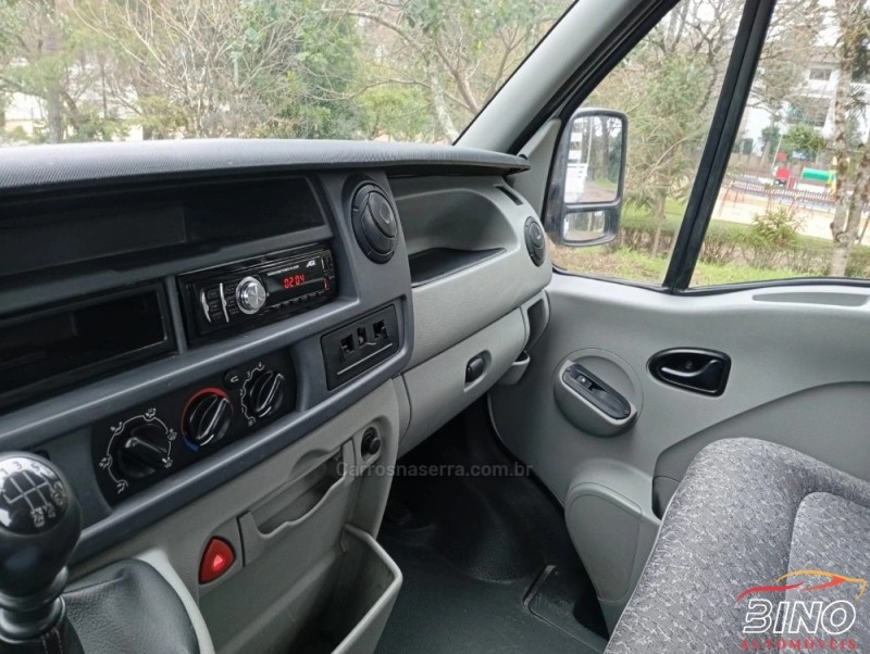 MASTER 2.5 DCI CHASSI CABINE L2H1 16V DIESEL 2P MANUAL - 2013 - FARROUPILHA