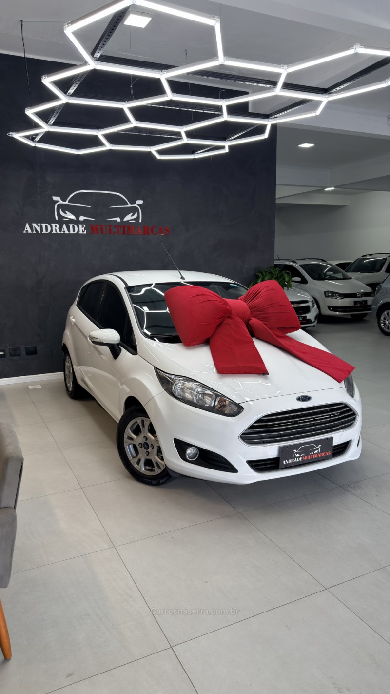 fiesta 1.6 se hatch 16v flex 4p automatico 2016 caxias do sul