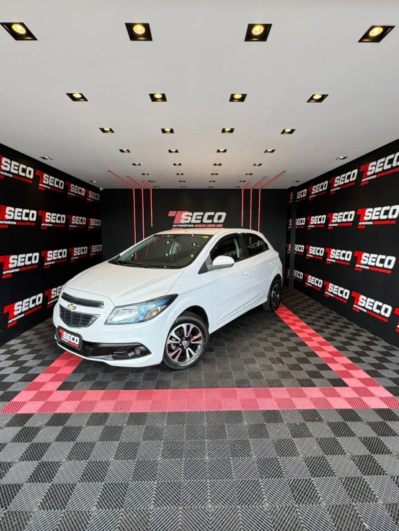 onix  2016 passo fundo