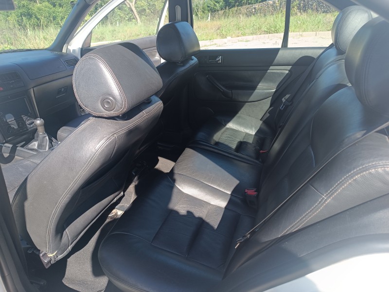 BORA 2.0 MI COMFORTLINE 8V 4P MANUAL - 2001 - FLORES DA CUNHA