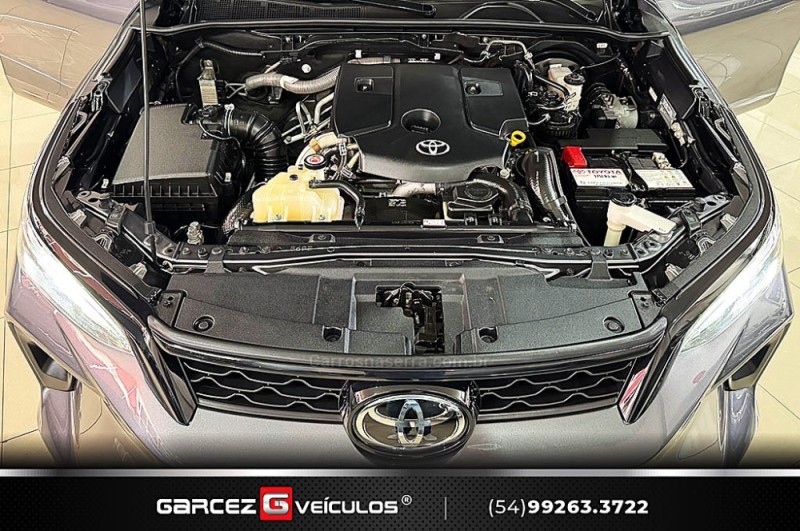 HILUX SW4 2.8 SRX 4X4 DIAMOND 16V TURBO DIESEL 4P 7 LUGARES AUTOMÁTICO - 2022 - BENTO GONçALVES